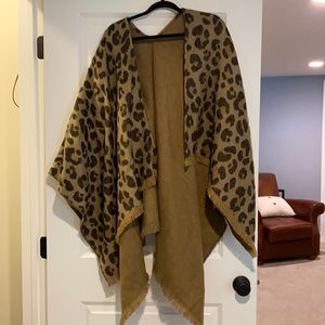 Banana republic cheetah shawl